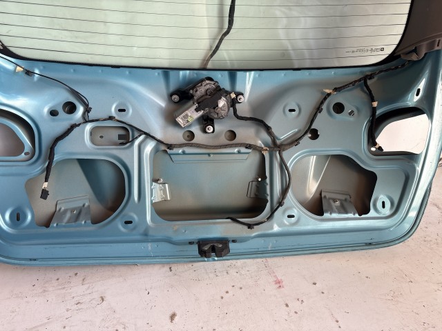 12972 Opel Meriva B Csomagtérajtó Z21z zöld