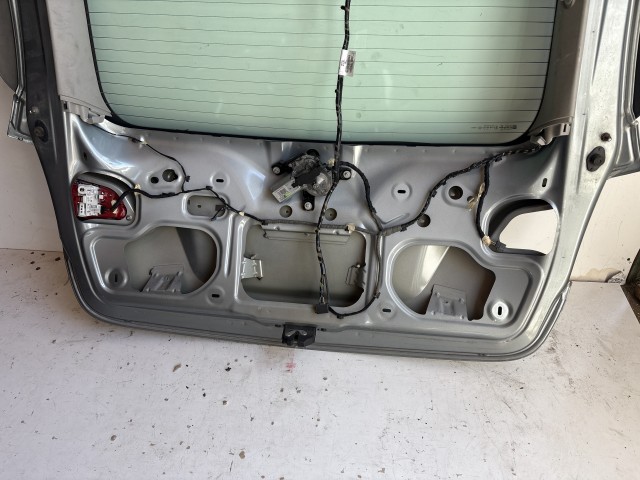 12975 Opel Meriva B Csomagtérajtó Z179 Szürke