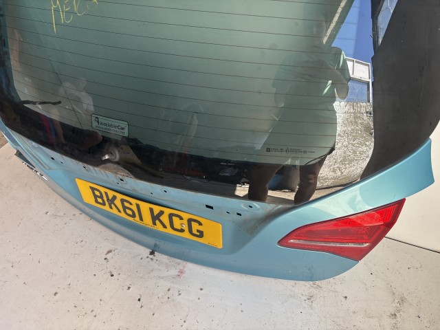 12977 Opel Meriva B Csomagtérajtó Z21z Kék