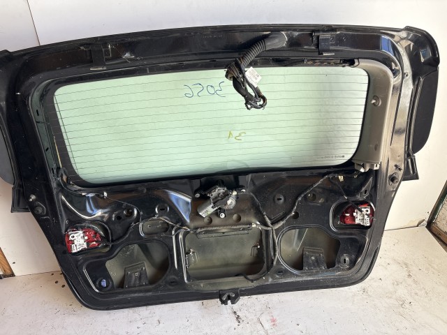 3056 Opel Meriva B Csomagtérajtó Z22c Fekete