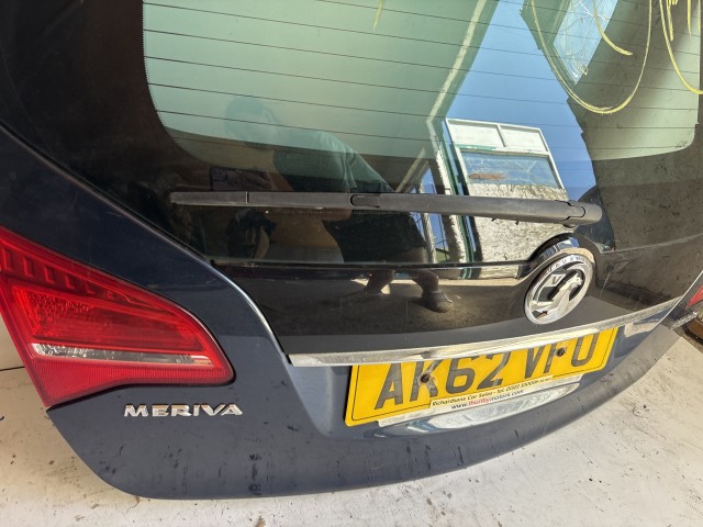 7801 Opel Meriva B Csomagtérajtó Sötétkék