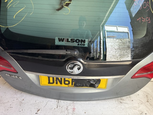 7803 Opel Meriva B Csomagtérajtó Z179 Szürke