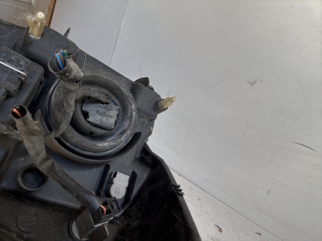 Nissan Note 2006-2012 Bal első Lámpa Fényszóró