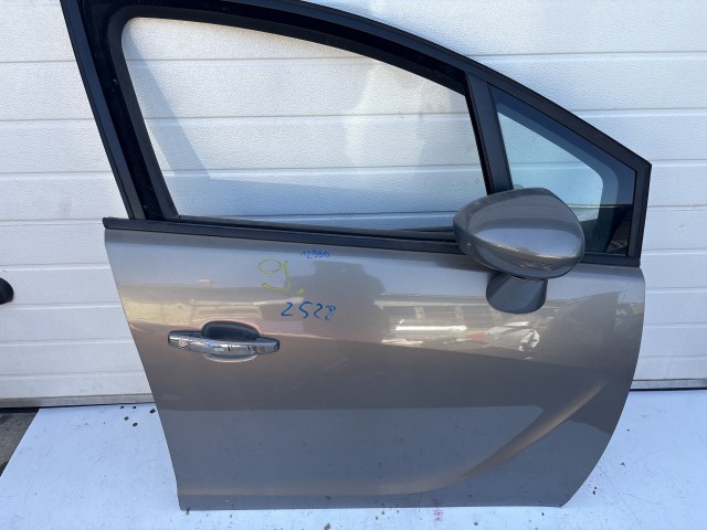 12990 Opel Meriva B Jobb első Ajtó Barna Z40w