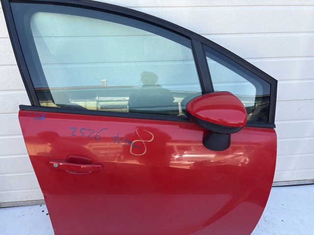 12991 Opel Meriva B Jobb első Ajtó Piros festett