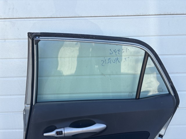 12994 Toyota Auris Jobb hátsó Ajtó Ezüst