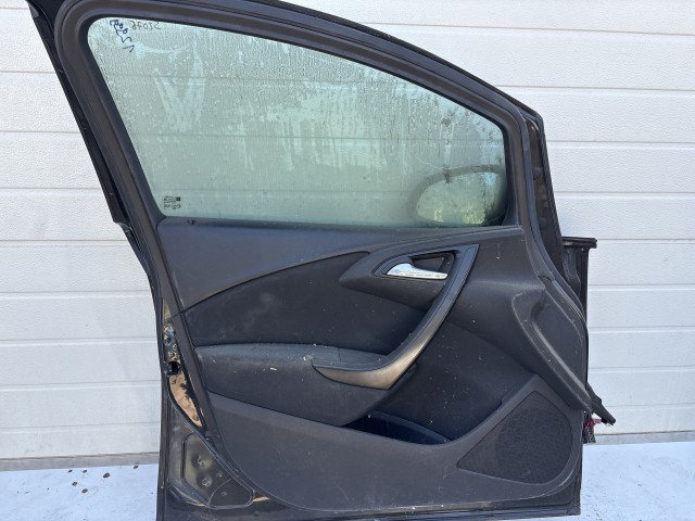 12999 Opel Astra J Bal első Ajtó Fekete z20r