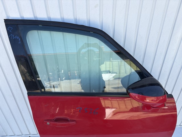 2536 Opel Zafira C Jobb első Ajtó Piros