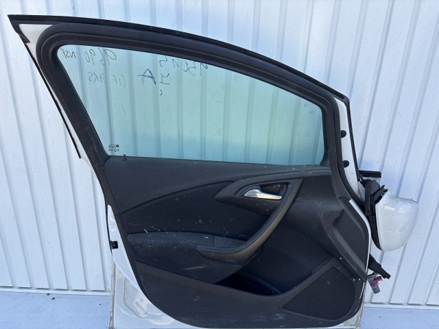 13015 Opel Astra J Bal első Ajtó Fehér