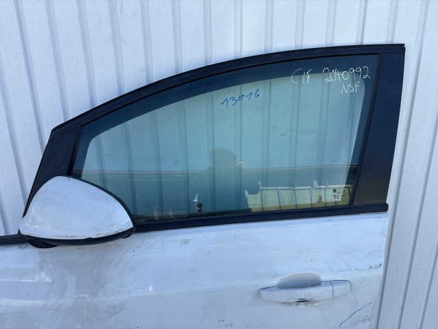 13016 Opel Astra J Bal első Ajtó Fehér