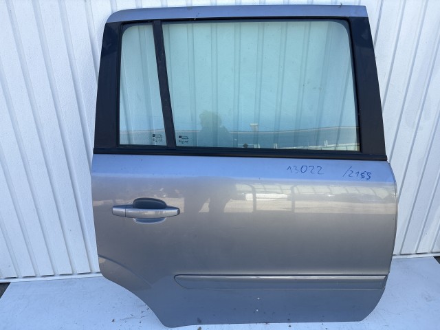 13022 Opel Zafira B Jobb hátsó Ajtó Ezüst Z163