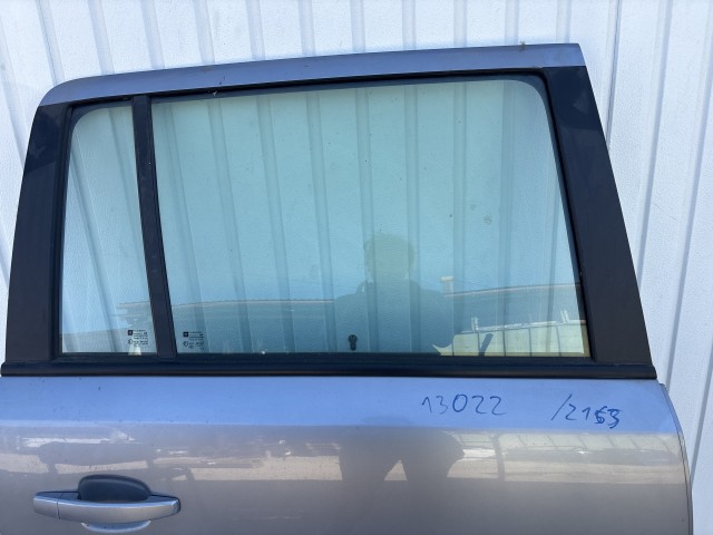 13022 Opel Zafira B Jobb hátsó Ajtó Ezüst Z163