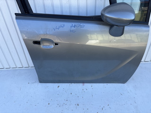 13031 Opel Meriva B Jobb első Ajtó Grafit z179