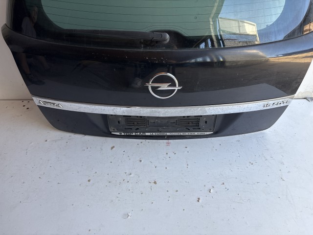 13043 Opel Astra H kombi Csomagtérajtó Fekete