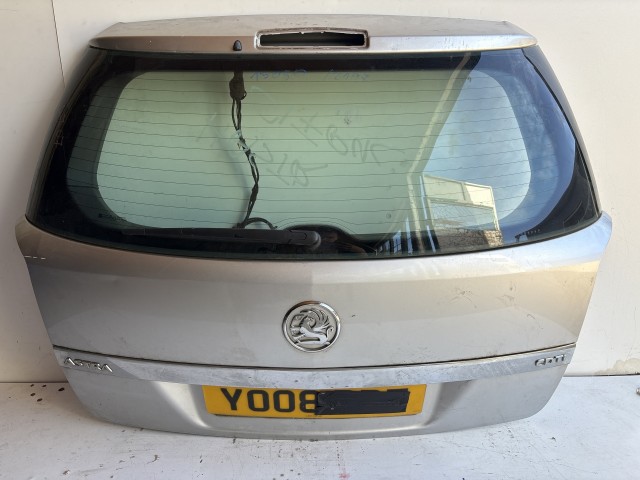 13050 Opel Astra H kombi Csomagtérajtó Z157 Ezüst