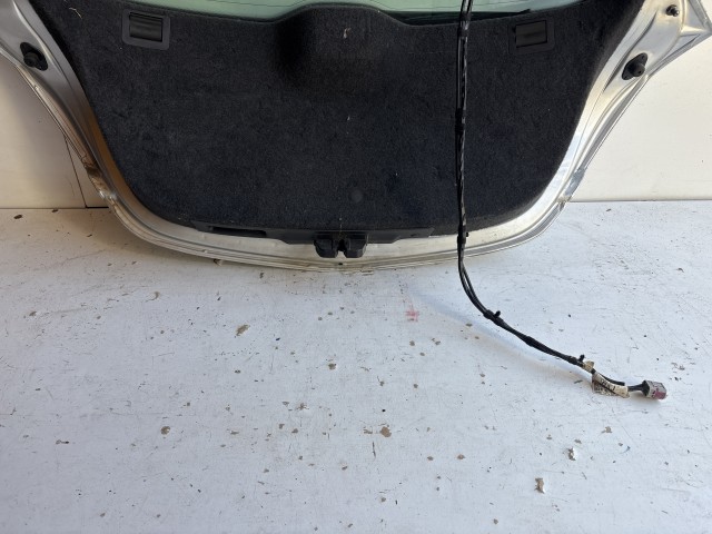 13054 Opel Astra H GTC Csomagtérajtó Z157 Ezüst 3 ajtós
