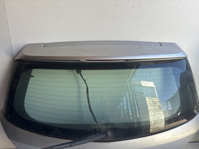13062 Opel H astra Csomagtérajtó Z157 Ezüst 5 ajtós