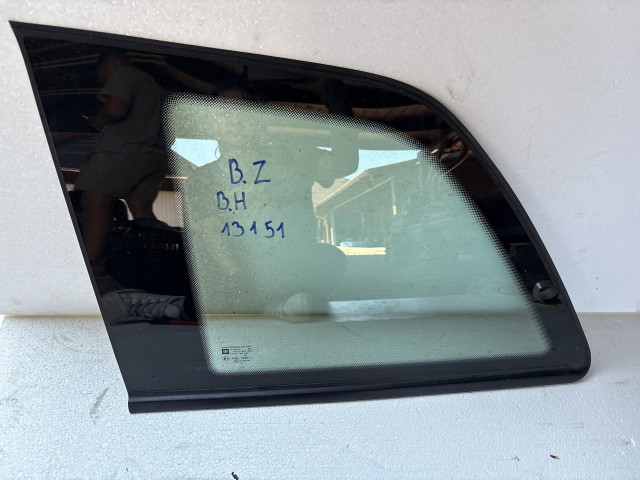 Opel Zafira B Bal C Oszlop Oldalablak Üveg