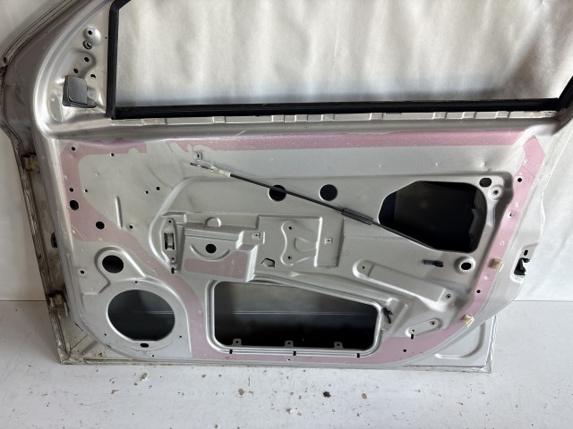 13194 Opel Astra H Jobb első Ajtó Ezüst Z157