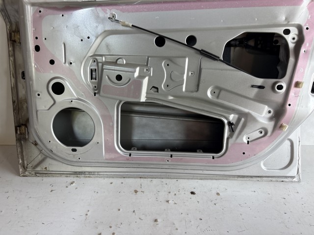 13194 Opel Astra H Jobb első Ajtó Ezüst Z157