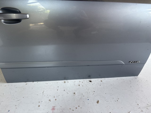 13203 Opel Astra H Jobb első Ajtó Szürke Z163