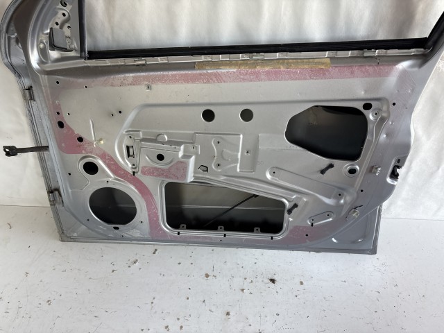 13203 Opel Astra H Jobb első Ajtó Szürke Z163