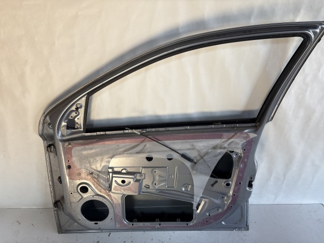 13205 Opel Astra H Jobb első  Ajtó Szürke Z163