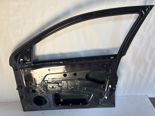 13208 Opel Astra H Jobb első Ajtó Fekete  Z20R