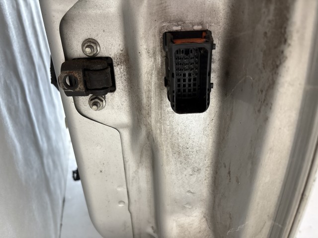 13219 Opel H astra Bal első Ajtó Ezüst Z157