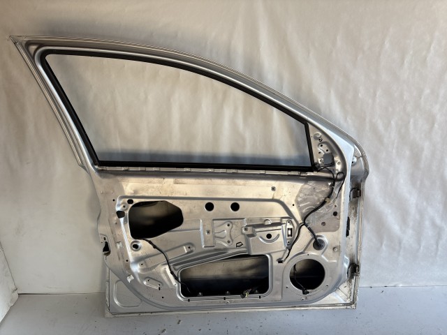 13219 Opel H astra Bal első Ajtó Ezüst Z157