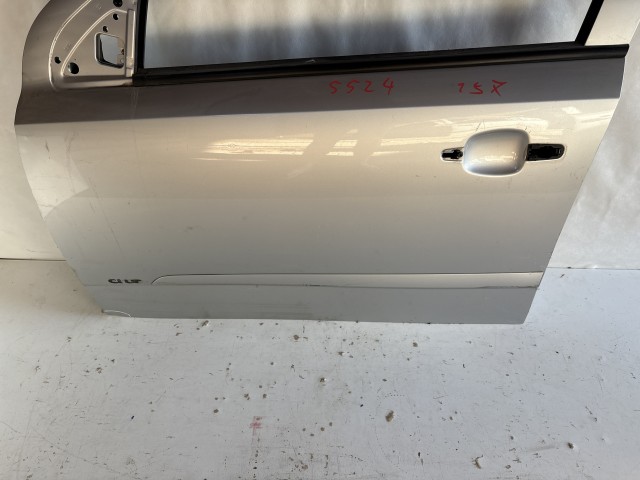 13220 Opel Astra H Bal első Ajtó Ezüst Z157