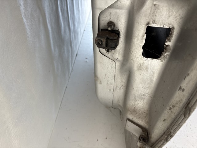 13221 Opel H astra Bal első Ajtó Bal első Ezüst Z157