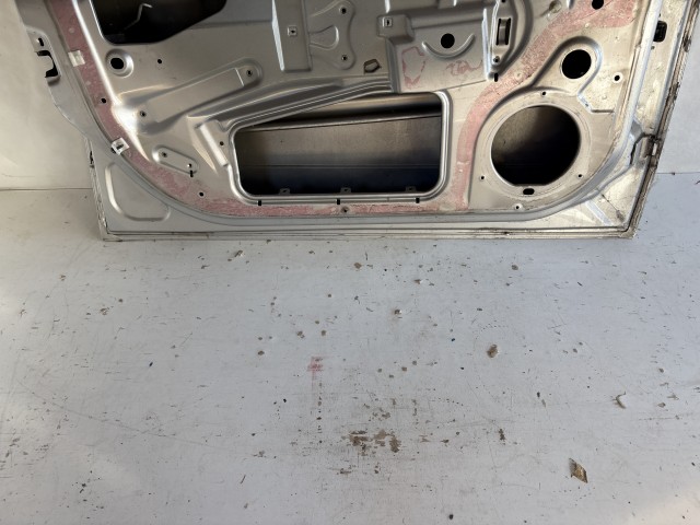 13221 Opel H astra Bal első Ajtó Bal első Ezüst Z157