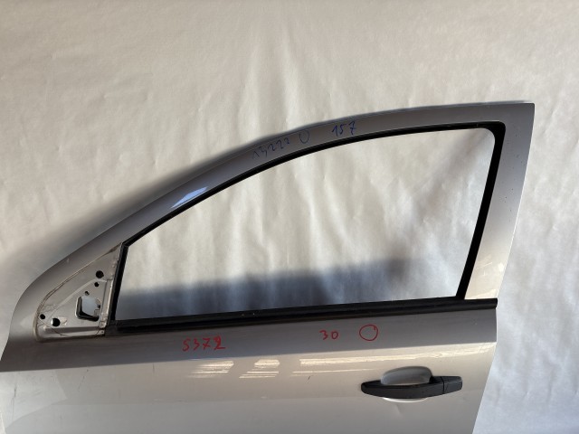 13222 Opel H astra Bal első Ajtó Ezüst Z157