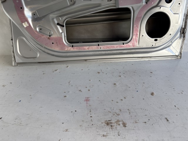 13222 Opel H astra Bal első Ajtó Ezüst Z157