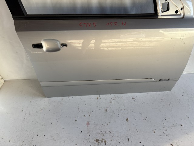 13204 Opel Astra H Jobb első Ajtó Szürke Z157