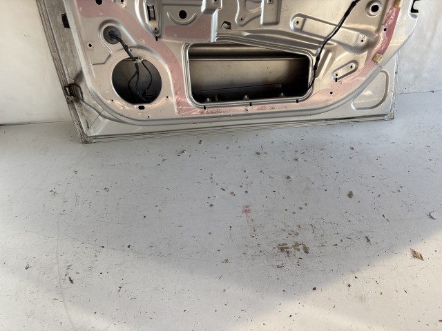 13214 Opel Astra H Jobb első Ajtó Ezüst Z157