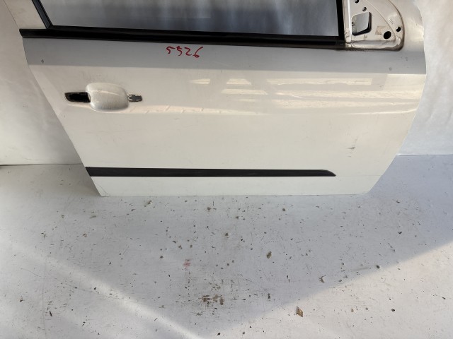 13215 Opel H astra Jobb első Ajtó Fehér 