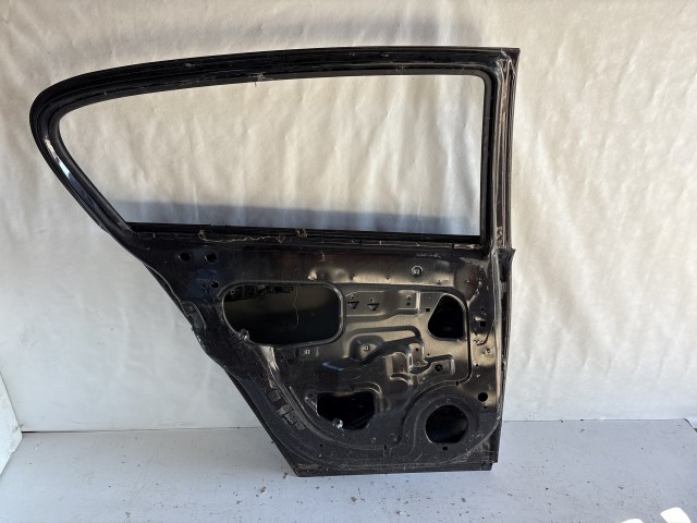 13231 Opel Astra H Bal hátsó Ajtó Fekete Z20r 5 ajtós