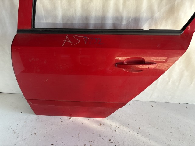 13232 Opel Astra H Bal hátsó Ajtó Piros 5 ajtós