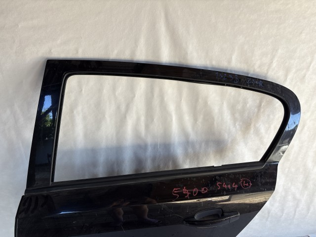 13238 Opel H astra Bal hátsó Ajtó Fekete Z20r 5 ajtós