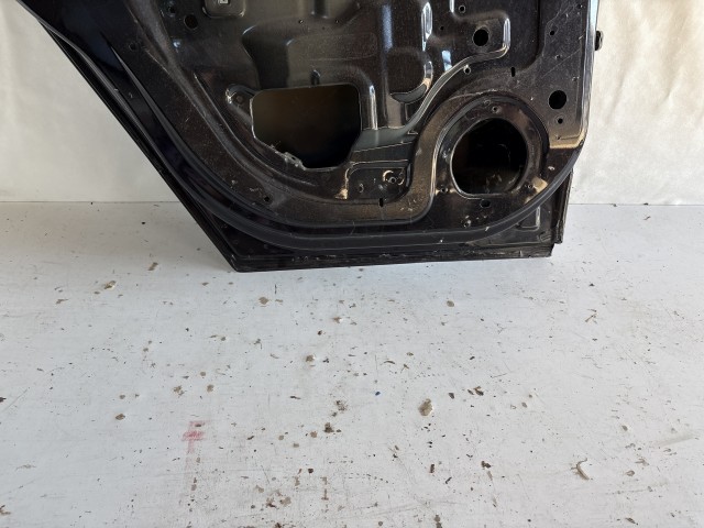 13238 Opel H astra Bal hátsó Ajtó Fekete Z20r 5 ajtós