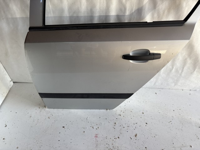 13253 Opel H astra Bal hátsó Ajtó Használt Ezüst Z157 5 ajtós