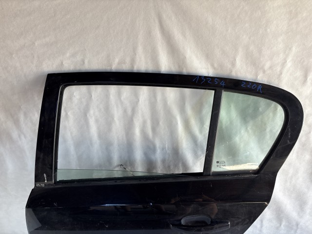 13254 Opel H astra Bal hátsó Ajtó Fekete Z20r 5 ajtós
