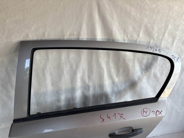 13265 Opel H astra Bal hátsó Ajtó Ezüst Z157 5 ajtós