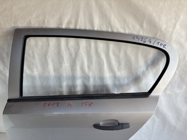 13264 Opel Astra H Bal hátsó Ezüst Z157 5 ajtós