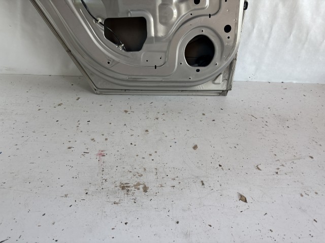 13263 Opel H astra Bal hátsó Ajtó Panacotta Z167 5 ajtós