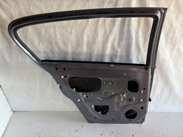 13258 Opel Astra H Bal hátsó Ajtó Szürke  Z155 5 ajtós