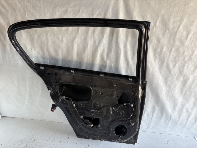 13256 Opel Astra H Bal hátsó Ajtó Grafit Z20R 5 ajtós