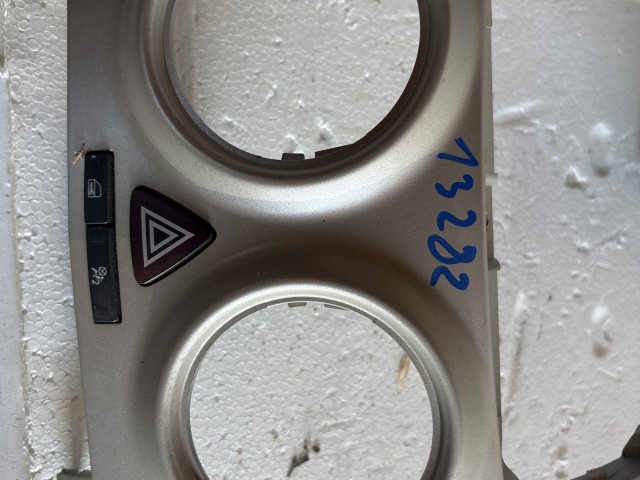 Opel Corsa D 2006-2014 Közép konzol Használt